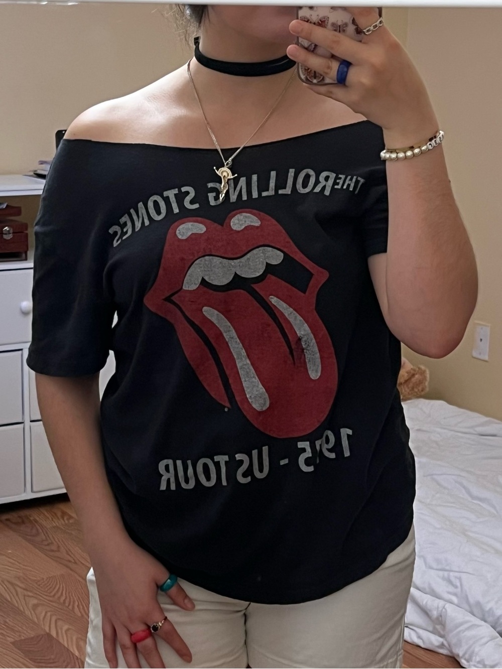 Off-Shoulder Black Band Graphic Tee
